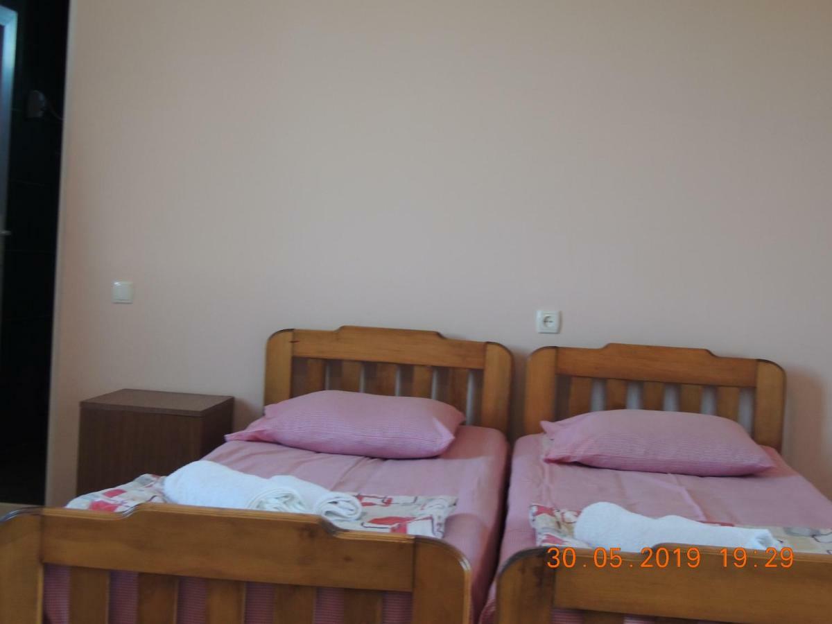 Nika Inn Kobuleti Exterior foto